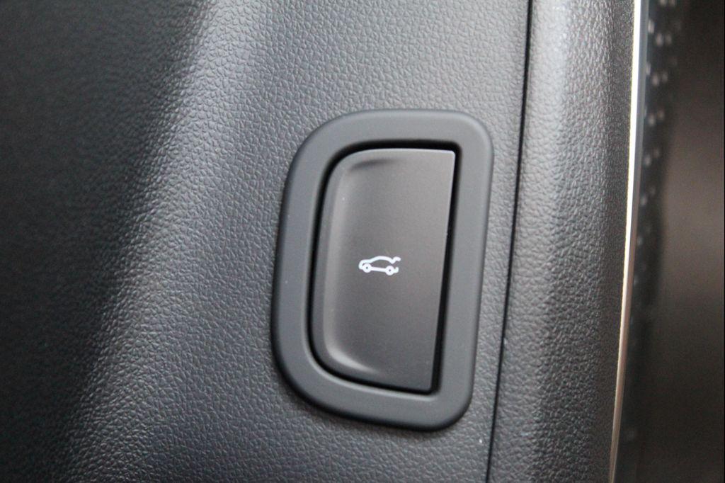new 2026 Buick Enclave car, priced at $51,802