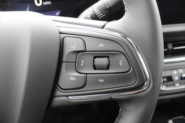 new 2025 Buick Envista car, priced at $25,907