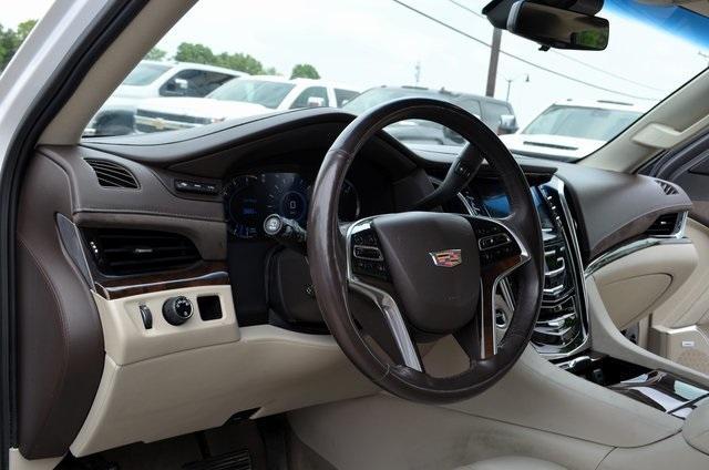 used 2017 Cadillac Escalade ESV car