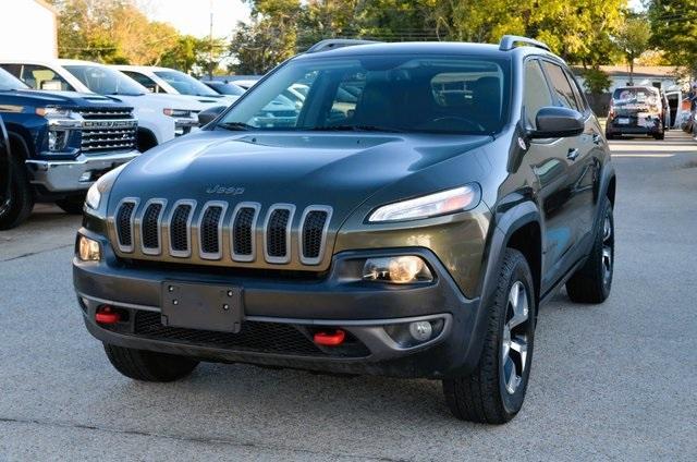 used 2015 Jeep Cherokee car, priced at $14,290