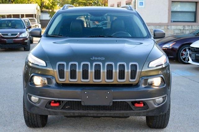 used 2015 Jeep Cherokee car, priced at $14,290