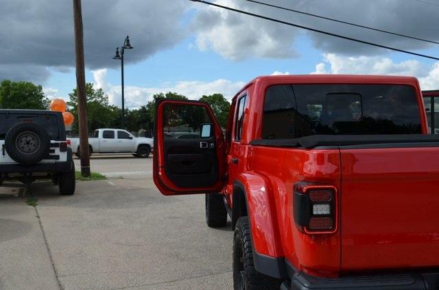 used 2020 Jeep Gladiator car, priced at $33,590