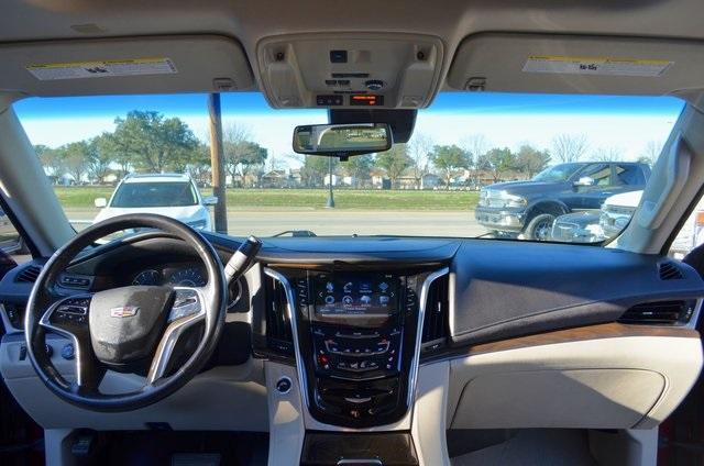 used 2019 Cadillac Escalade ESV car, priced at $35,290