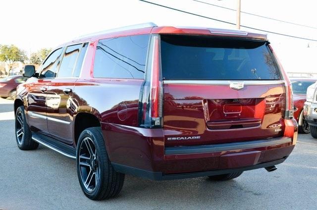 used 2019 Cadillac Escalade ESV car, priced at $35,290