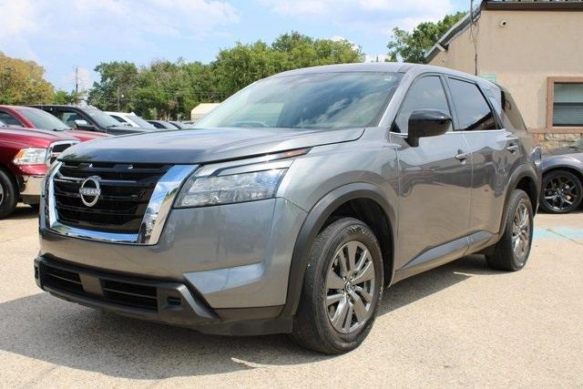 used 2023 Nissan Pathfinder car, priced at $24,790