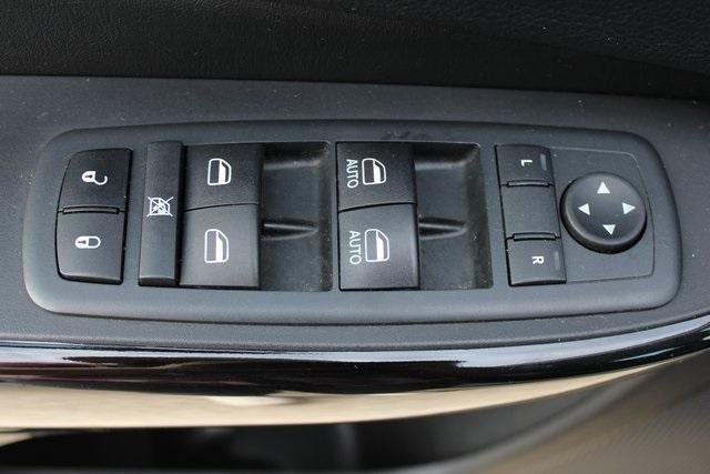 used 2020 Jeep Cherokee car, priced at $17,990