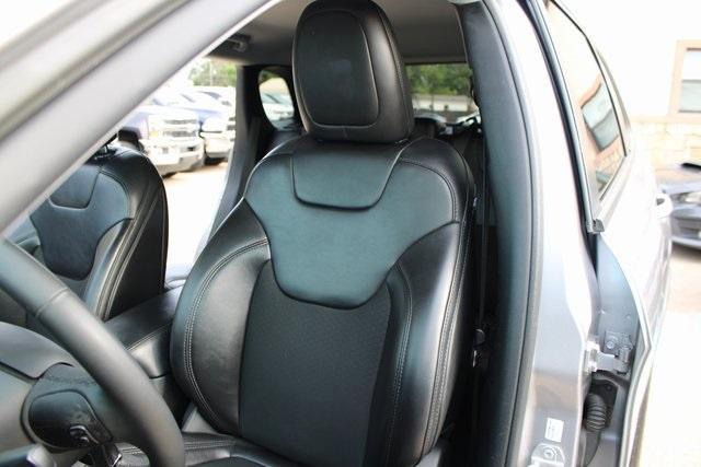 used 2020 Jeep Cherokee car, priced at $17,990