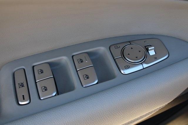 used 2022 Genesis G70 car, priced at $21,990