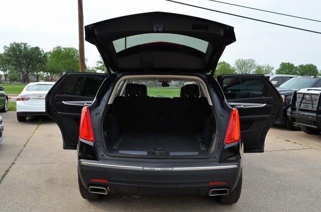 used 2017 Cadillac XT5 car, priced at $16,999