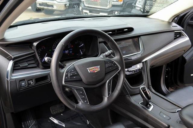 used 2017 Cadillac XT5 car, priced at $16,999