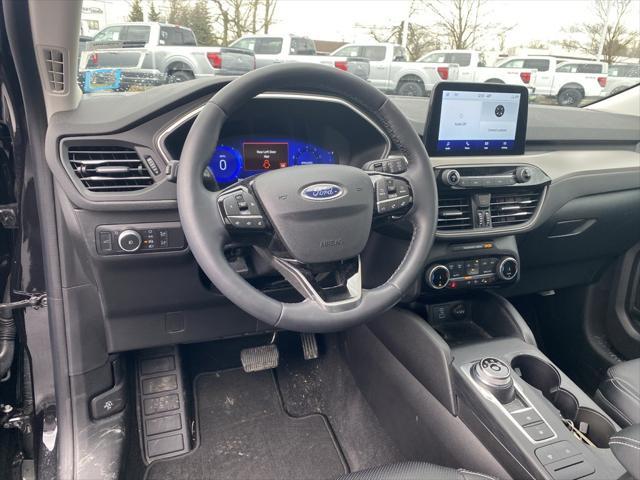 used 2022 Ford Escape car, priced at $25,905