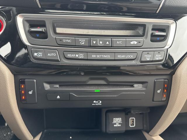 used 2020 Honda Pilot car, priced at $28,859