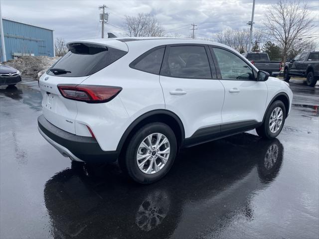 used 2025 Ford Escape car, priced at $30,901