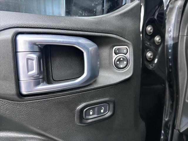used 2021 Jeep Gladiator car, priced at $35,297