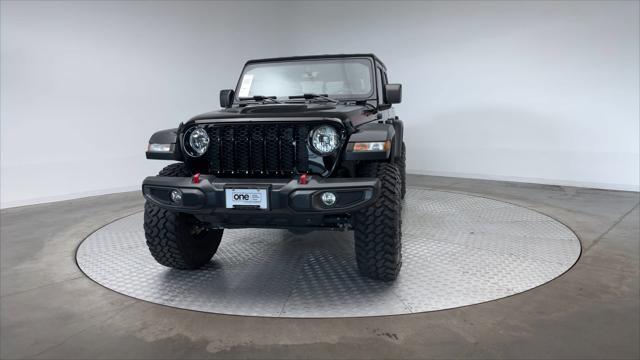 used 2021 Jeep Gladiator car, priced at $35,297