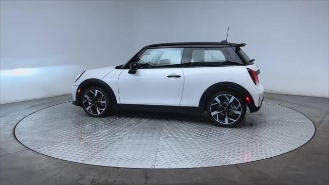 new 2025 MINI Hardtop car, priced at $37,295