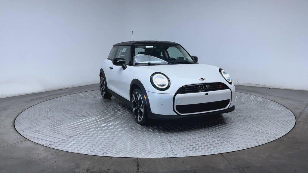 used 2025 MINI Hardtop car, priced at $37,295