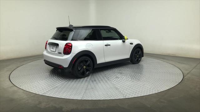 used 2024 MINI Hardtop car, priced at $25,998