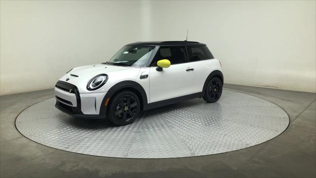 used 2024 MINI Hardtop car, priced at $25,998