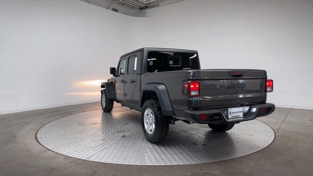 used 2023 Jeep Gladiator car, priced at $26,471