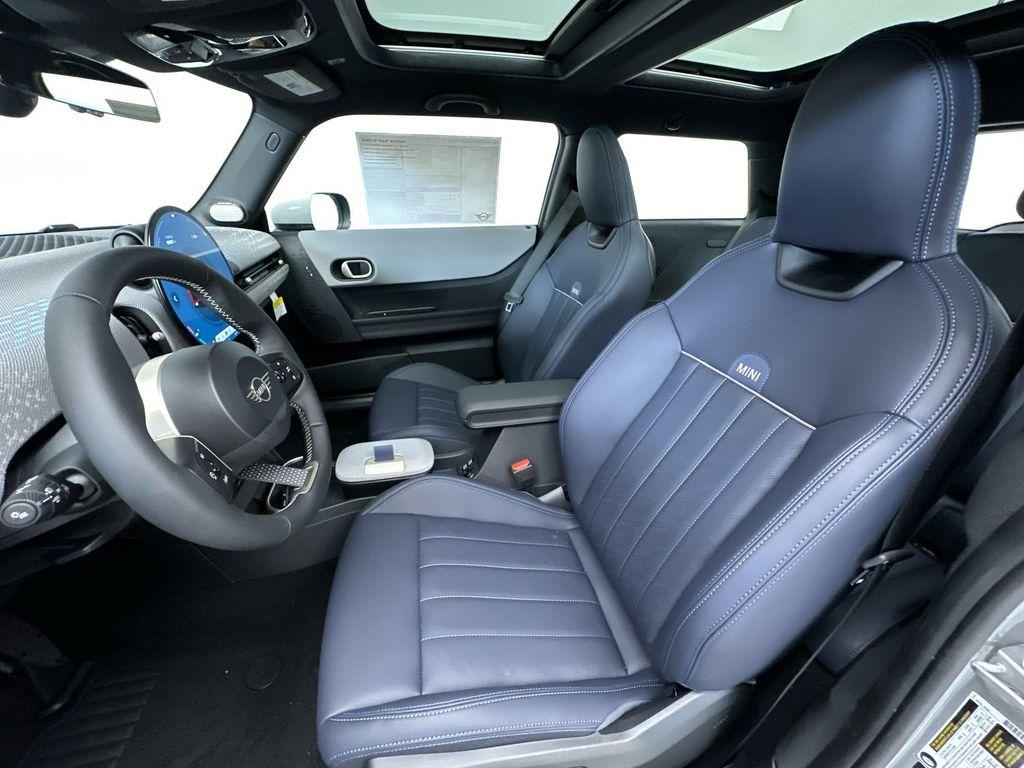 used 2025 MINI Hardtop car, priced at $38,295