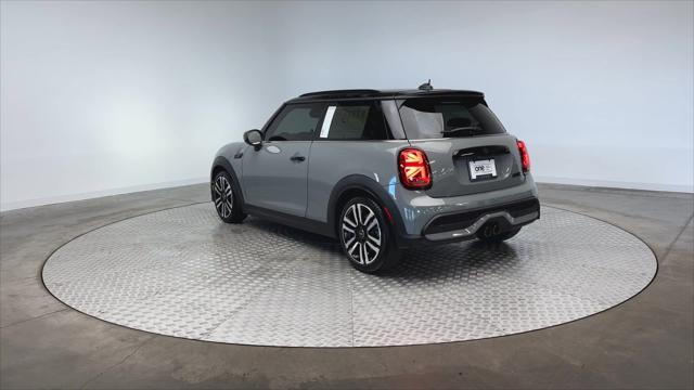 used 2022 MINI Hardtop car, priced at $26,357