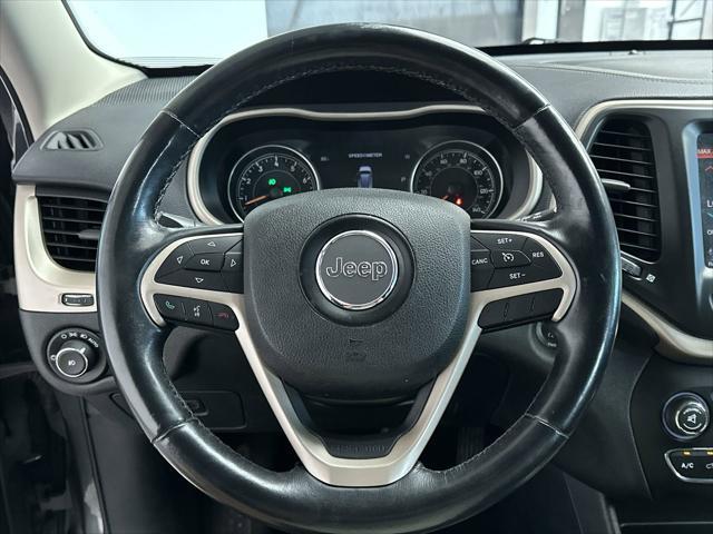used 2015 Jeep Cherokee car, priced at $12,900