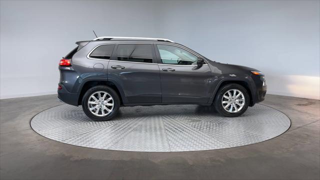 used 2015 Jeep Cherokee car, priced at $12,900
