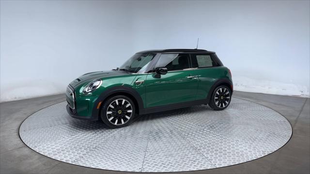 used 2022 MINI Hardtop car, priced at $20,961