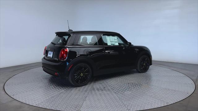 used 2024 MINI Hardtop car, priced at $24,971