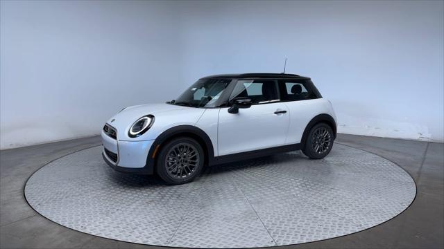 new 2025 MINI Hardtop car, priced at $37,530