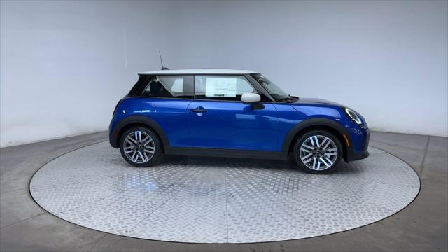 new 2025 MINI Hardtop car, priced at $36,580