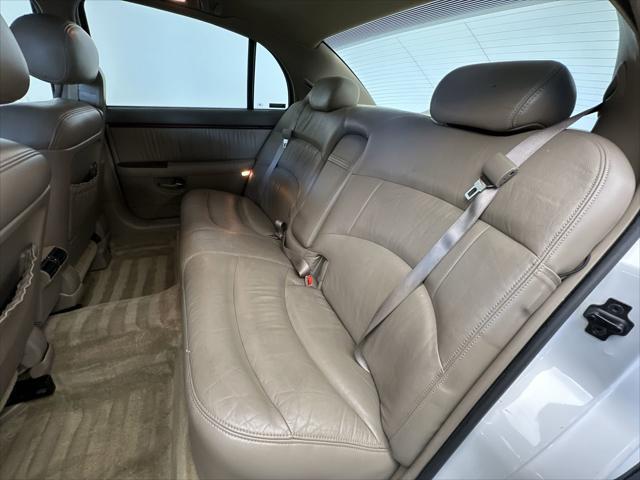 used 1999 Buick Park Avenue car, priced at $5,900