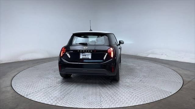 new 2025 MINI Hardtop car, priced at $35,595