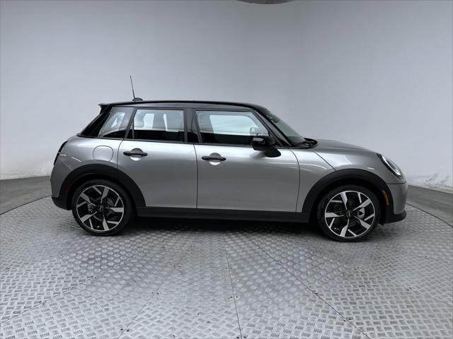 new 2025 MINI Hardtop car, priced at $38,530