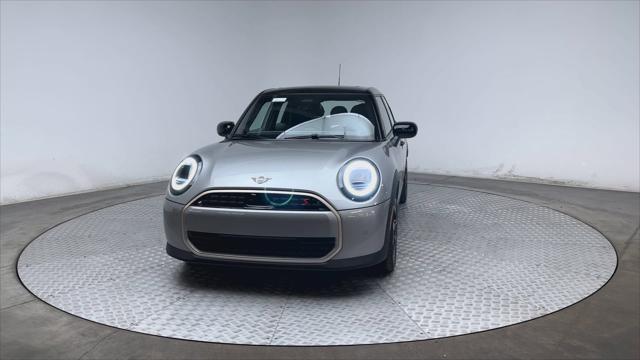 new 2025 MINI Hardtop car, priced at $38,530