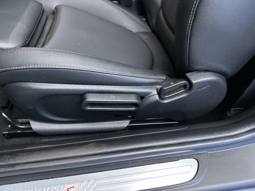 used 2023 MINI Hardtop car, priced at $31,555