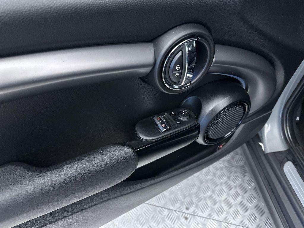 used 2023 MINI Hardtop car, priced at $31,555