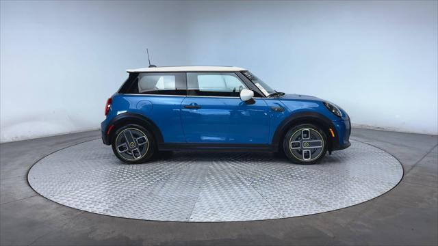 used 2023 MINI Hardtop car, priced at $23,621