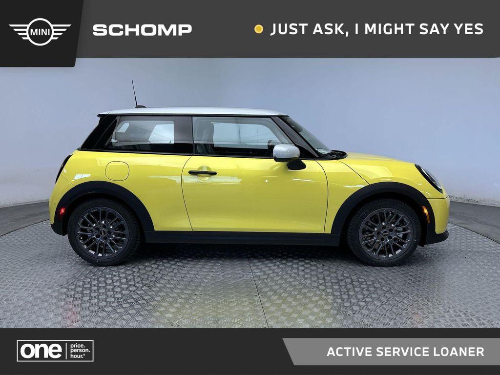 used 2025 MINI Hardtop car, priced at $33,280
