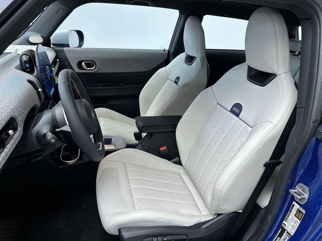 used 2025 MINI Hardtop car, priced at $34,580