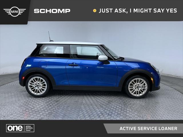 used 2025 MINI Hardtop car, priced at $34,580