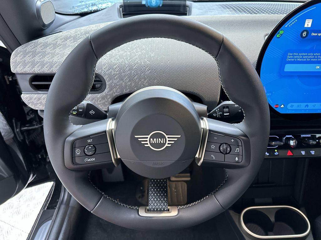 used 2025 MINI Hardtop car, priced at $38,295
