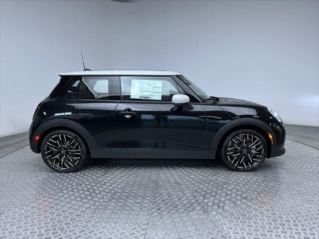 new 2025 MINI Hardtop car, priced at $38,295