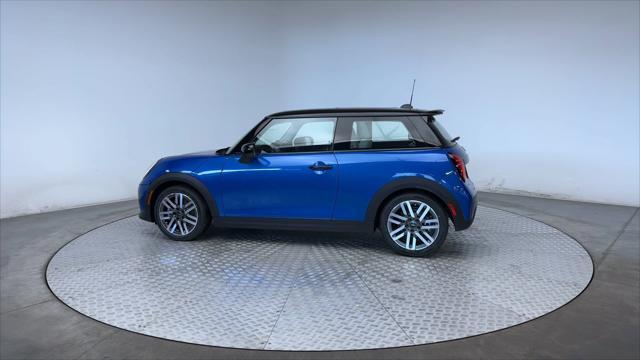 new 2025 MINI Hardtop car, priced at $37,525