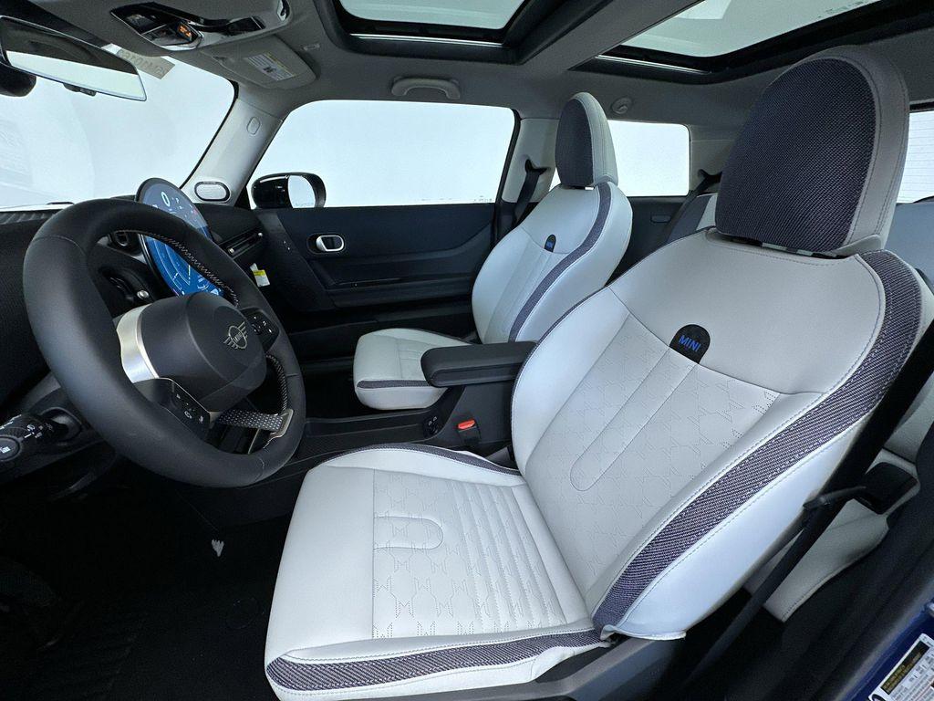 used 2025 MINI Hardtop car, priced at $37,525