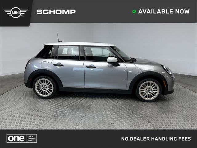 new 2025 MINI Hardtop car, priced at $37,110