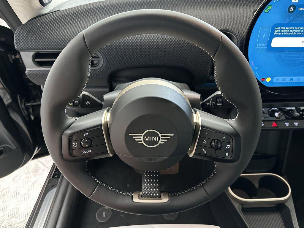 used 2025 MINI Hardtop car, priced at $37,515