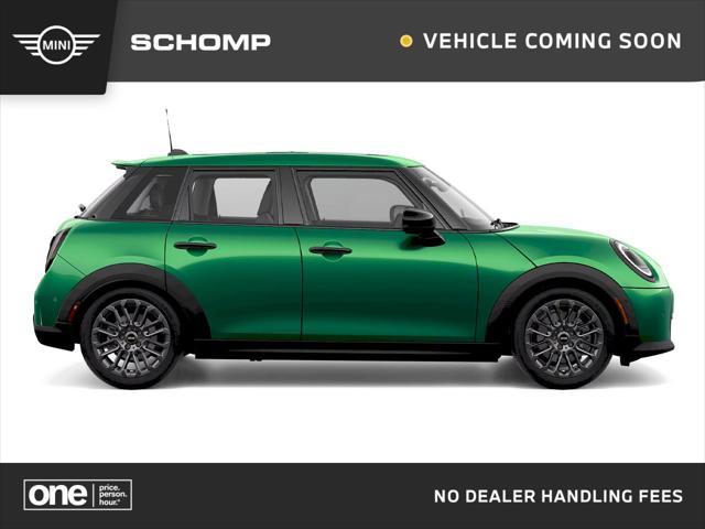 new 2025 MINI Hardtop car, priced at $34,075