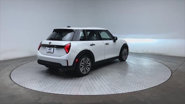 new 2025 MINI Hardtop car, priced at $37,480